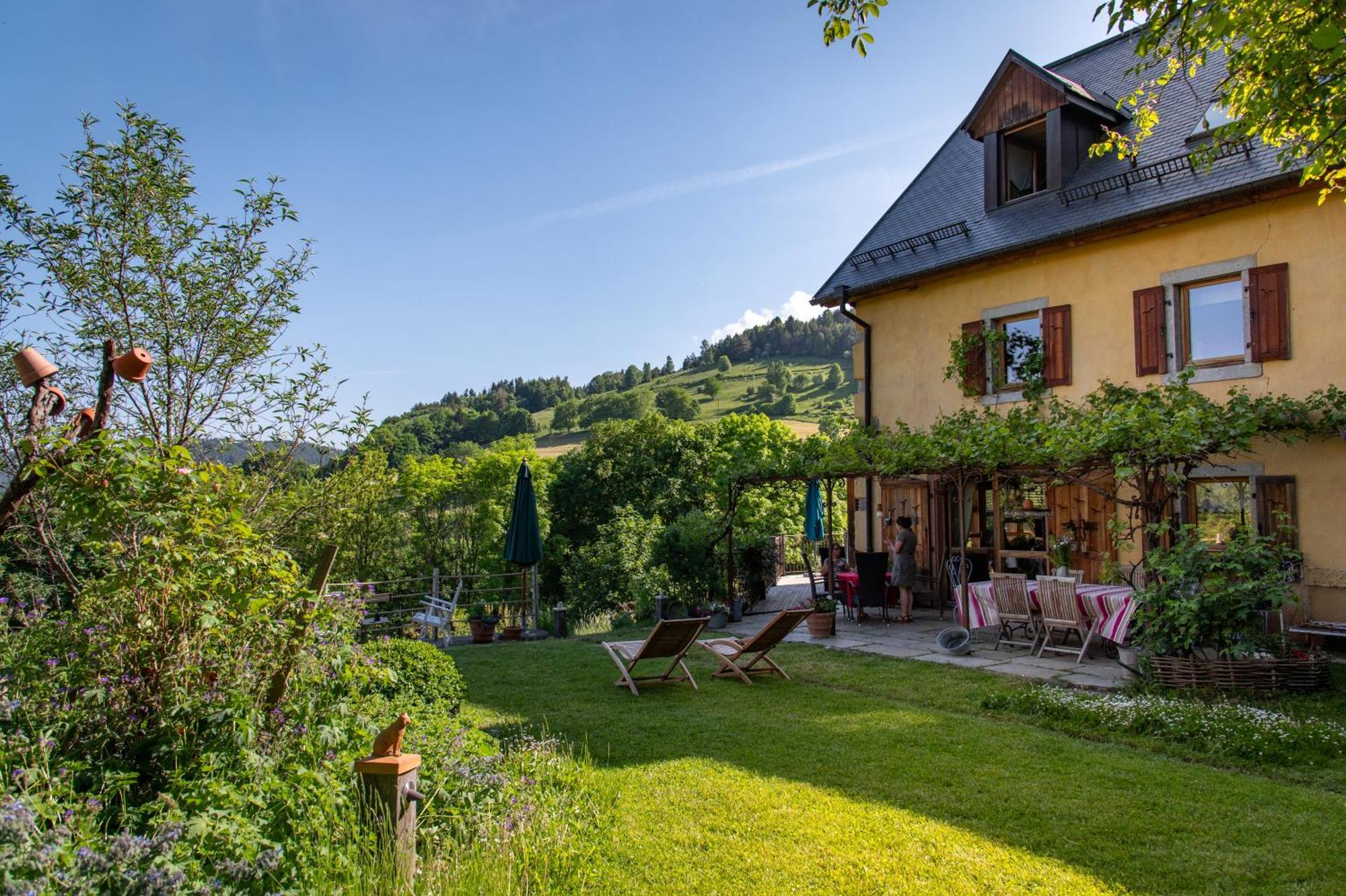 Gîte de charme - La Grange d’Hannah Orbey Exterior foto